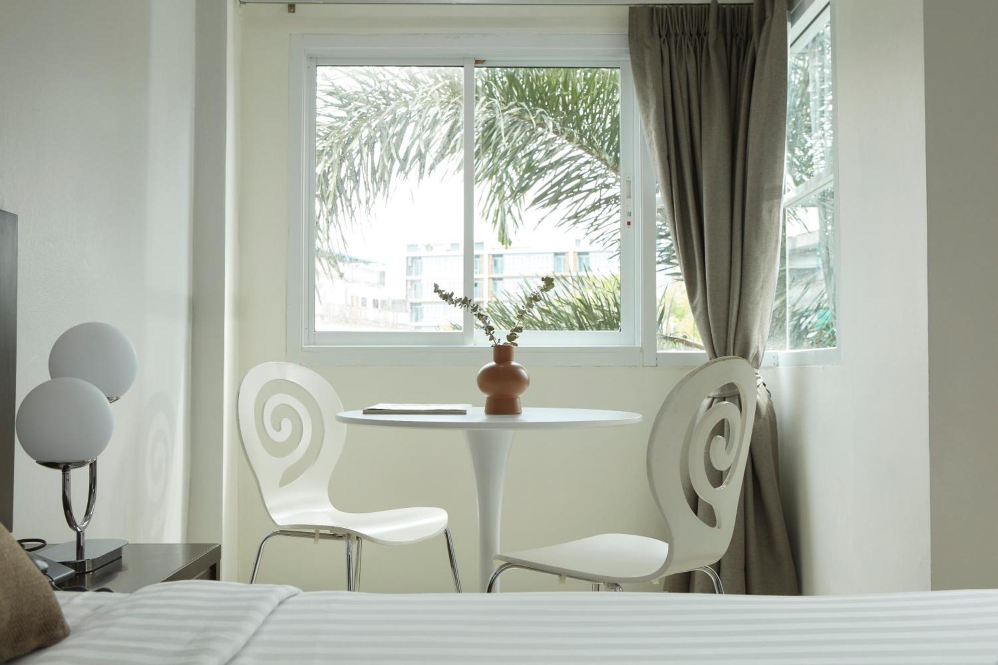 Rhienchai Place Hotel Surat Thani Luaran gambar