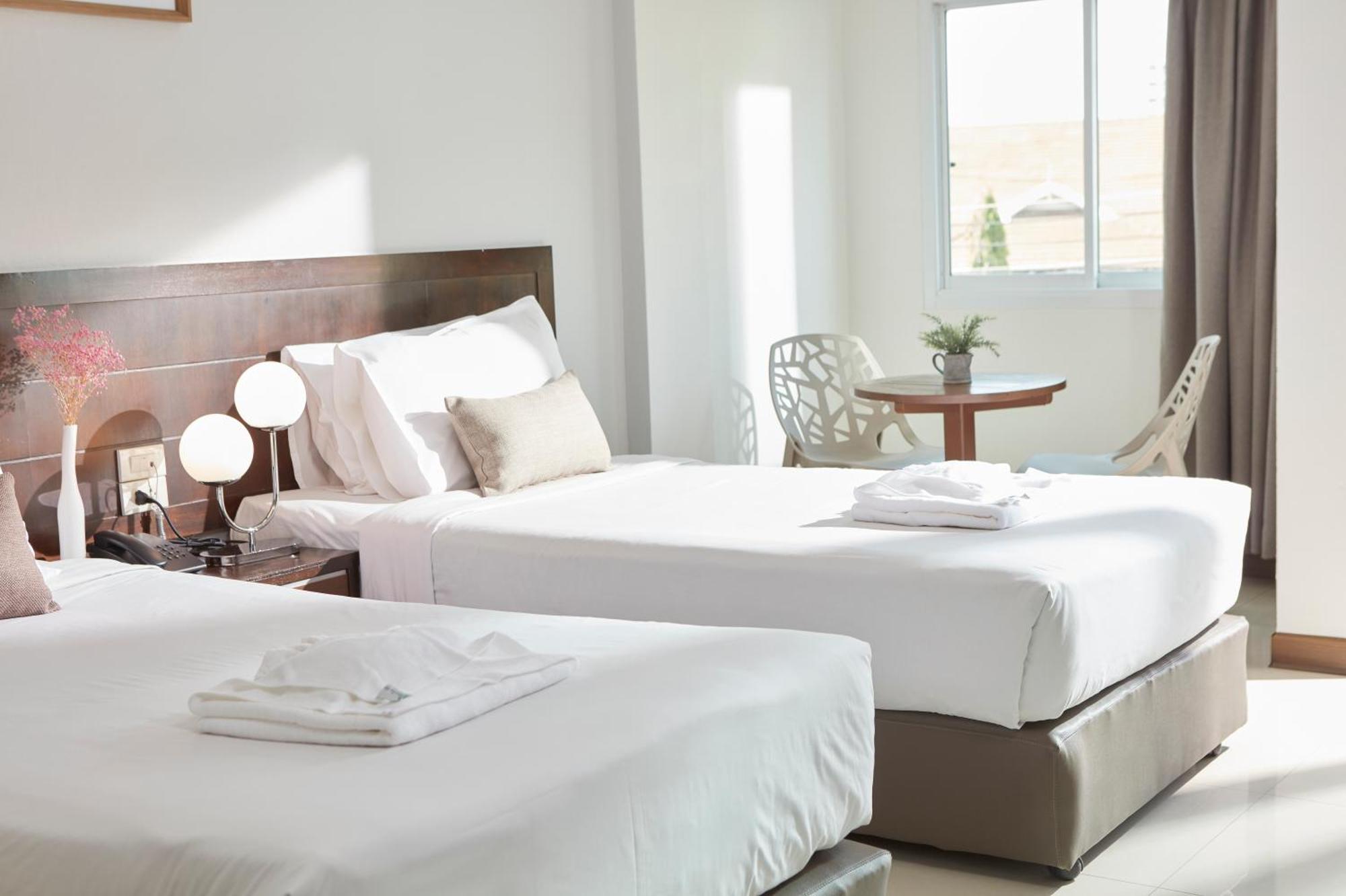 Rhienchai Place Hotel Surat Thani Luaran gambar