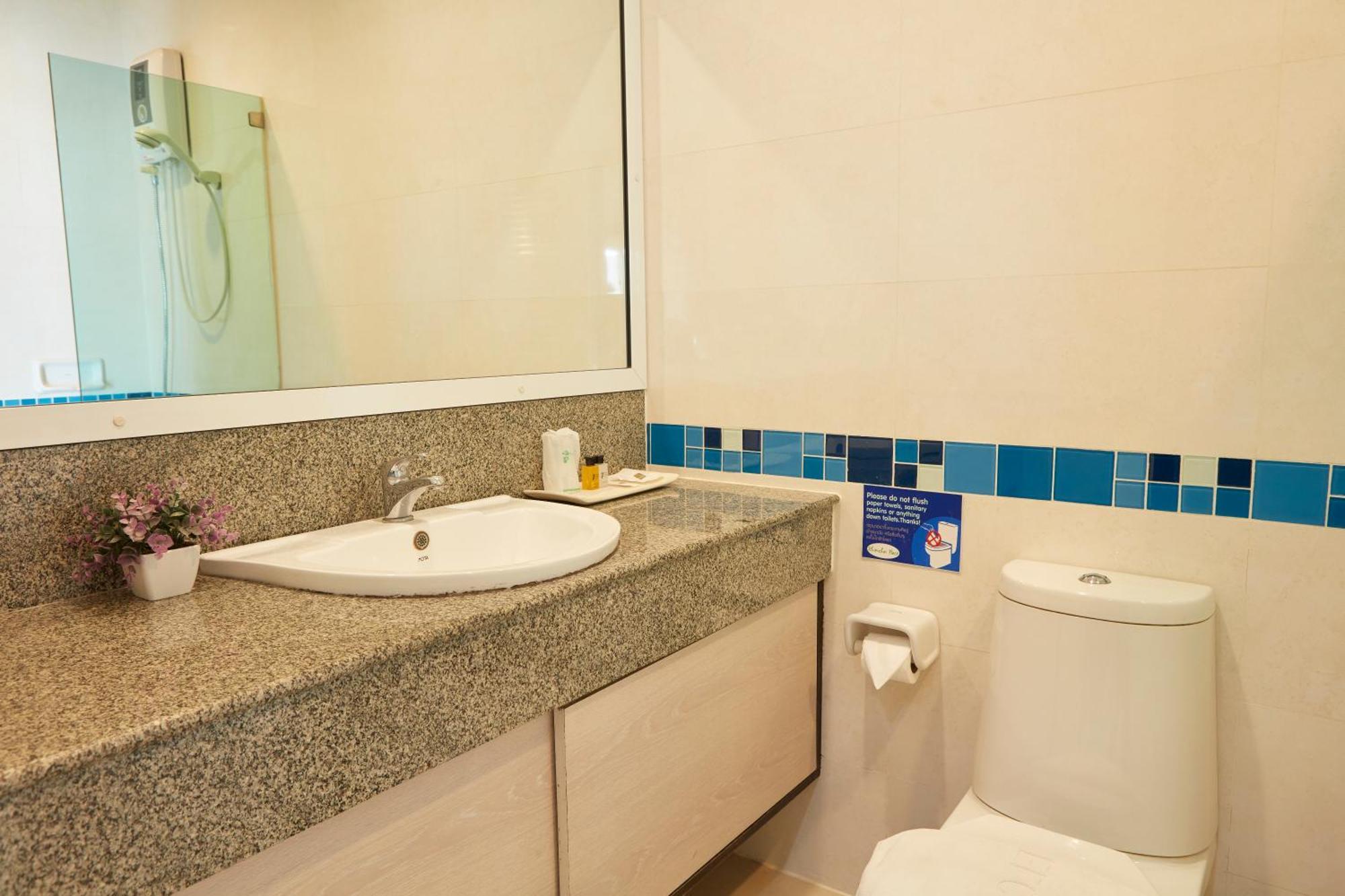 Rhienchai Place Hotel Surat Thani Luaran gambar
