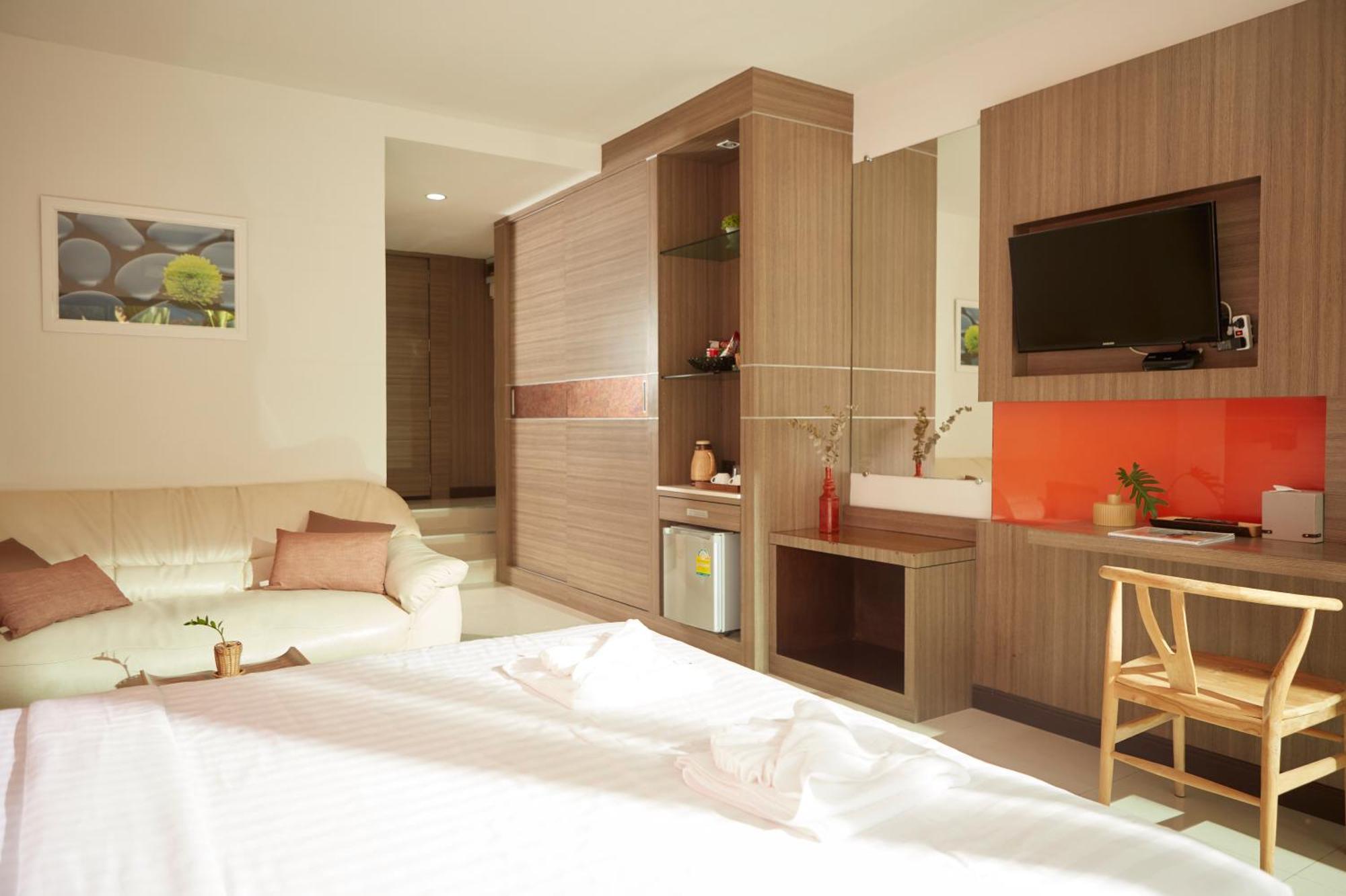 Rhienchai Place Hotel Surat Thani Luaran gambar